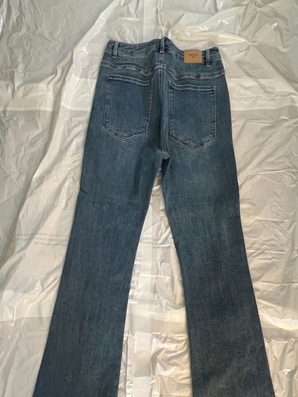 Urban Revivo Flared Slit Hem Jeans in Blue Size12 Like New (Worn Just Once) - Picture 4 of 16
